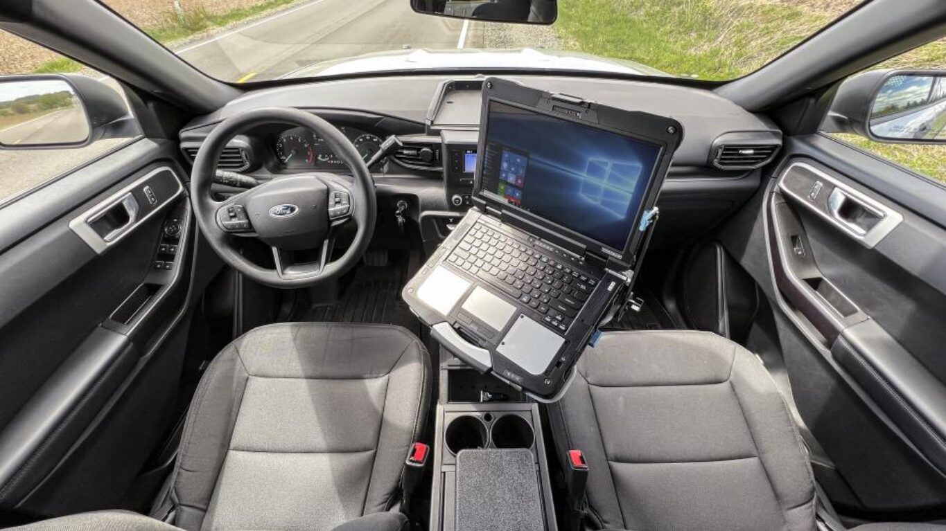 Docking Station for PANASONIC Toughbook 40 in vehicle
